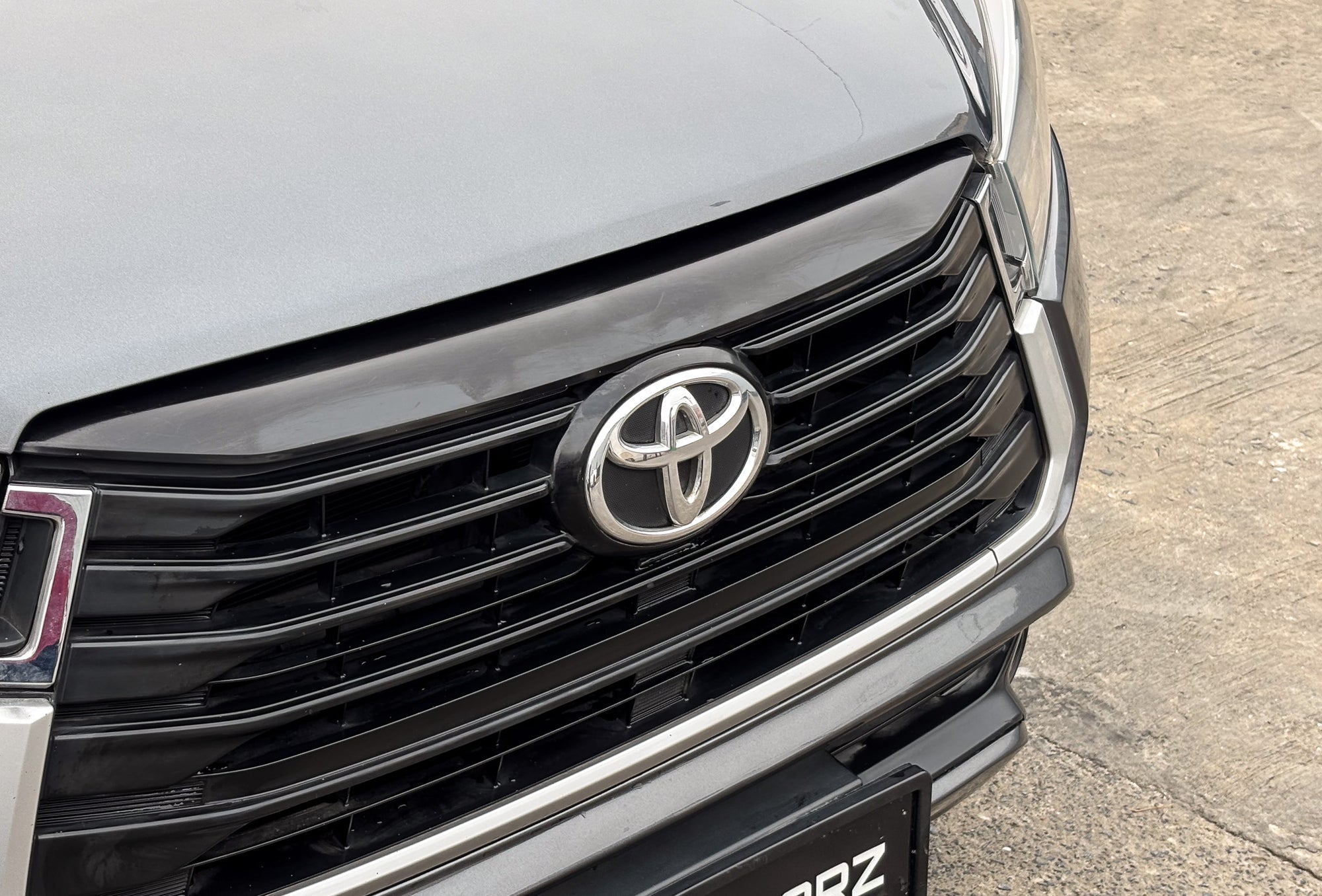Toyota Innova Crysta 2.7 G AT