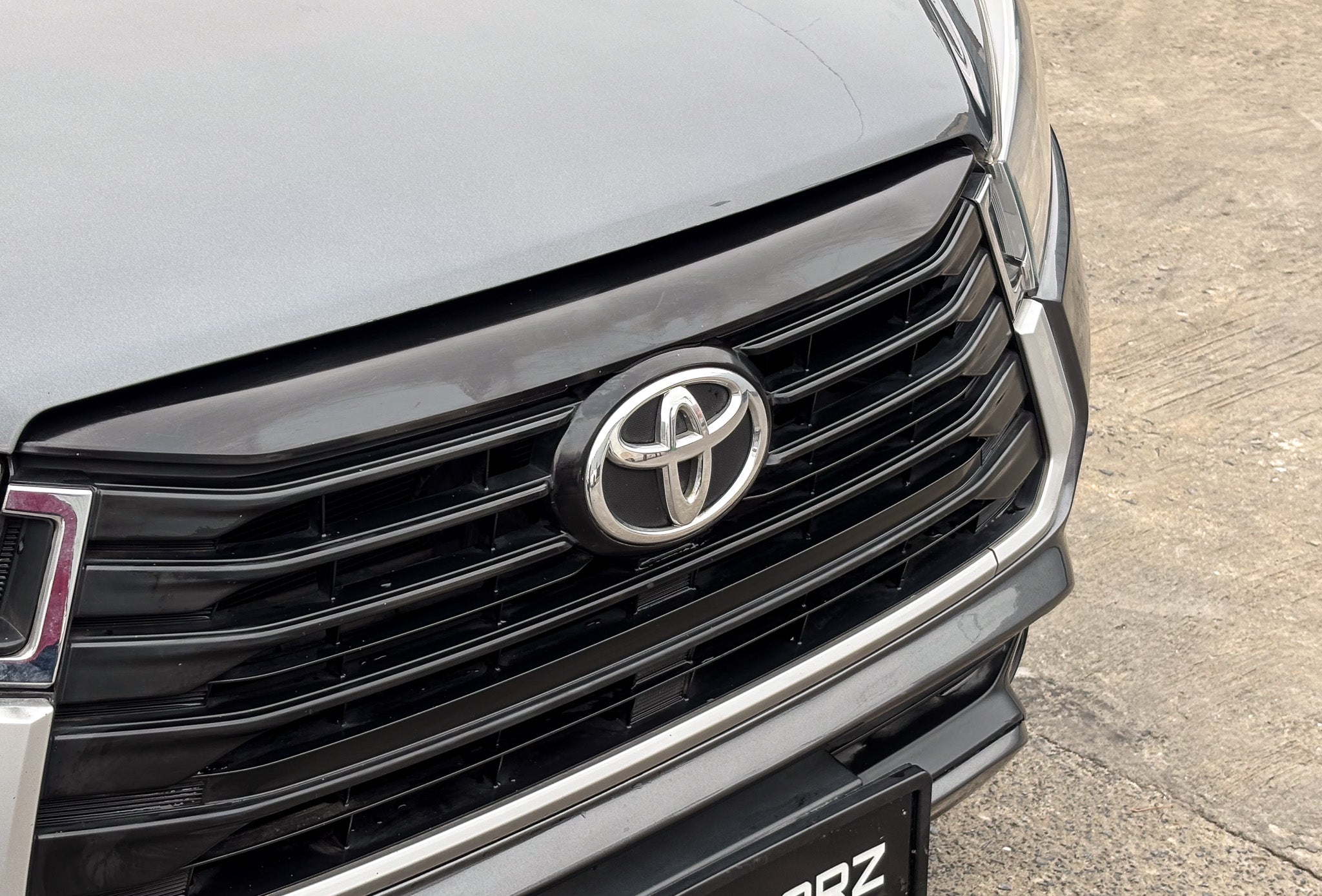 Toyota Innova Crysta 2.7 G AT
