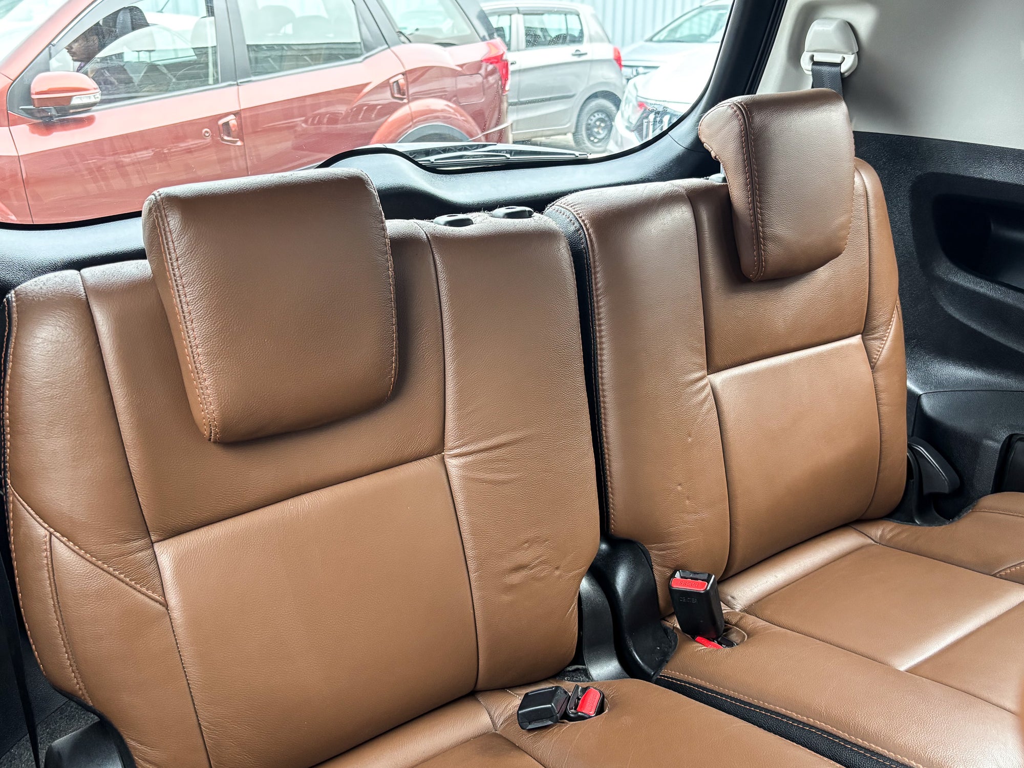 Toyota Innova Crysta 2.7 G AT