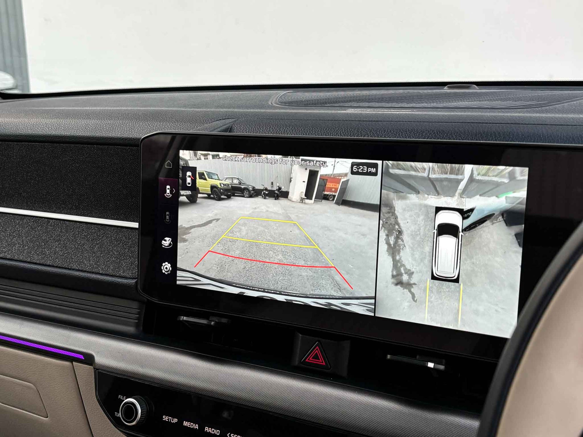 Kia Carens Clavis HTX Plus  7 MT
