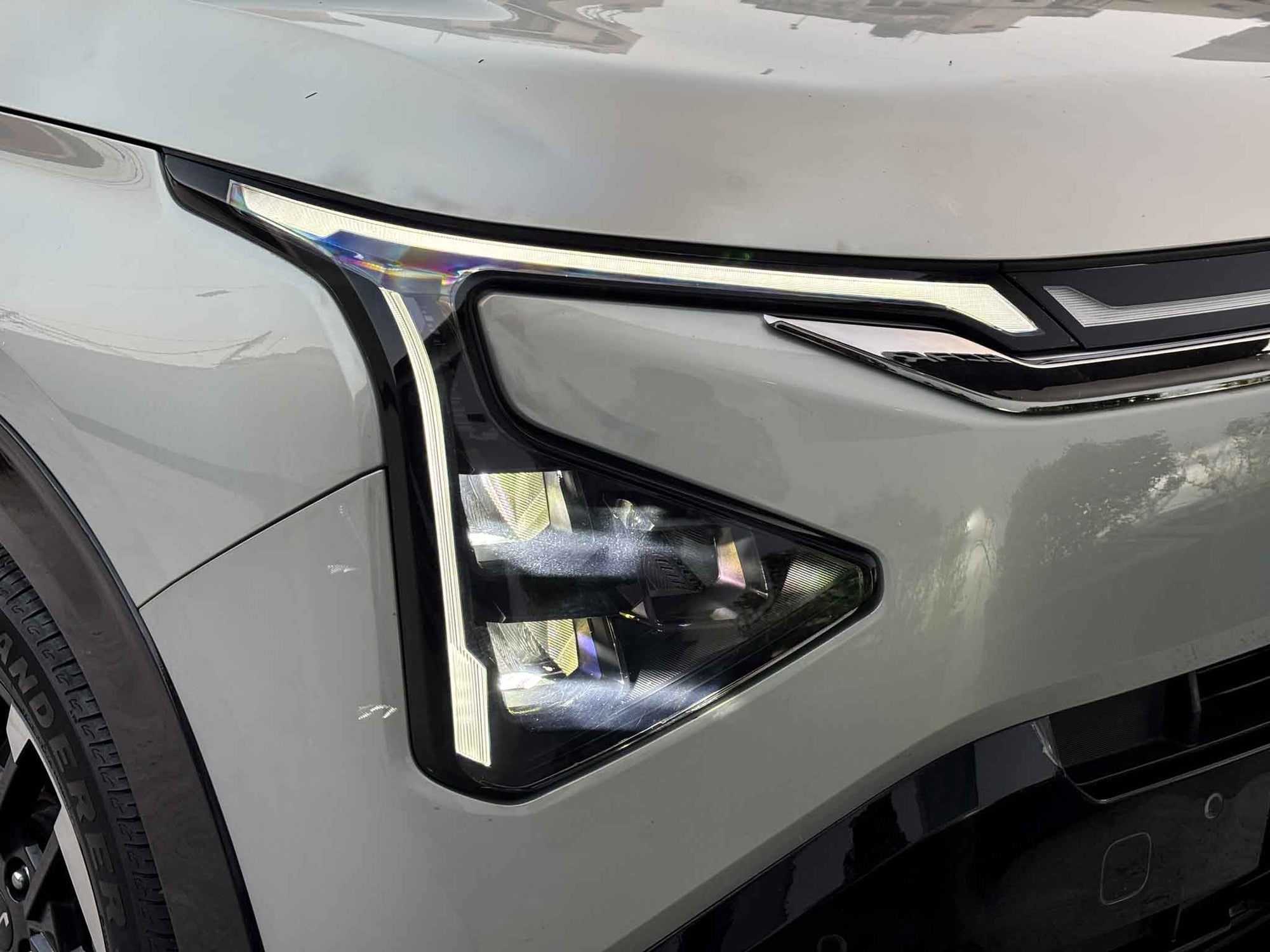 Kia Carens Clavis HTX Plus  7 MT