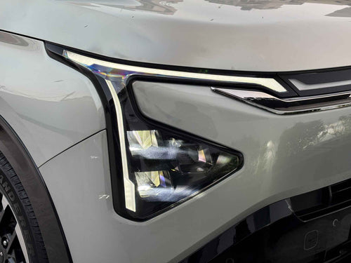 Kia Carens Clavis HTX Plus  7 MT