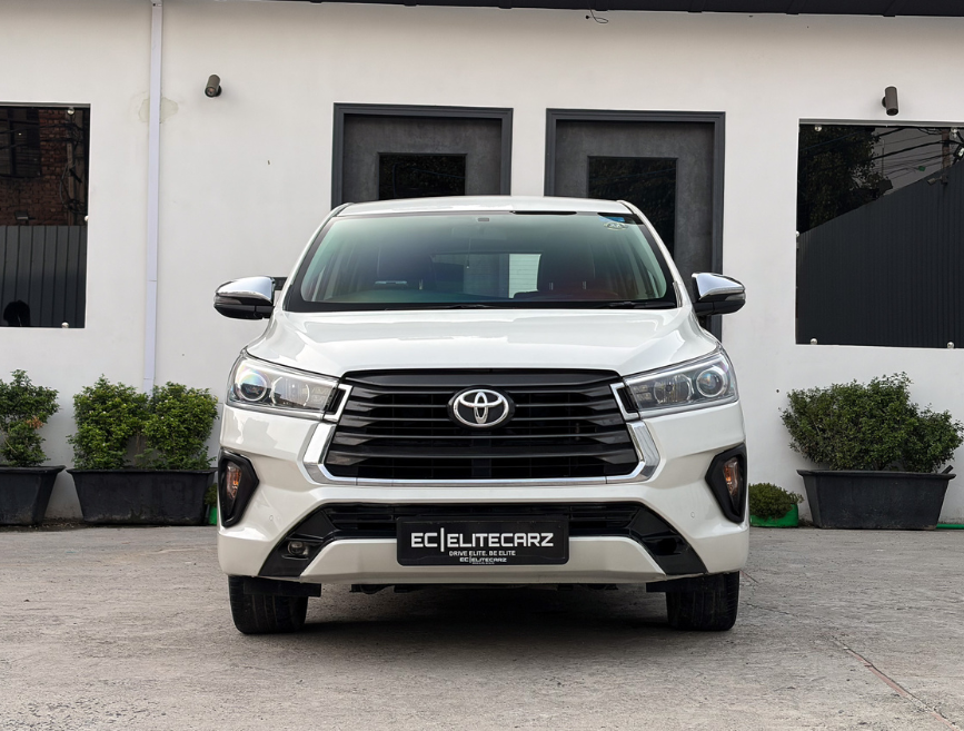 2022 Toyota Innova Crysta ZX 2.7 AT