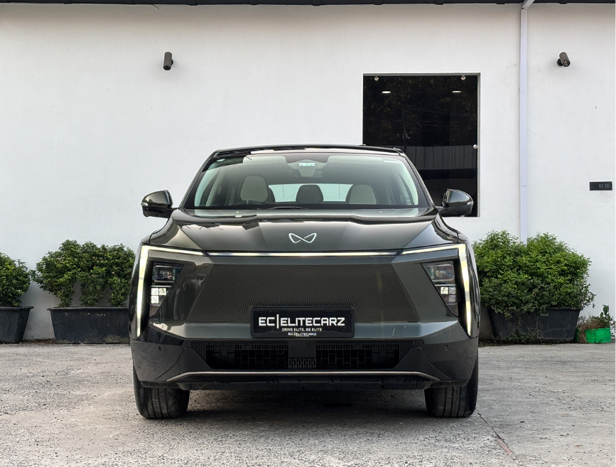 2025 Mahindra XEV 9E THREE B79